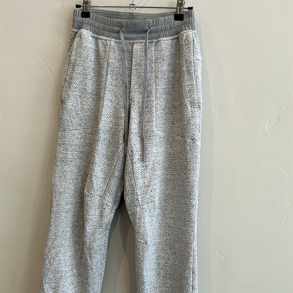 Lululemon At Ease Jogger - Picture 6 of 16